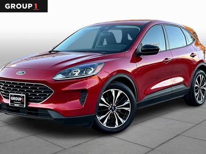 Used 2022 Ford Escape SE w/ SE Sport Appearance Package