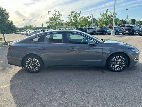 Used 2023 Hyundai Sonata SEL FWD image 4