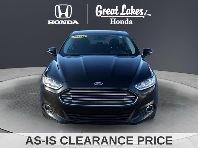 Used 2016 Ford Fusion SE AWD/4WD image 9