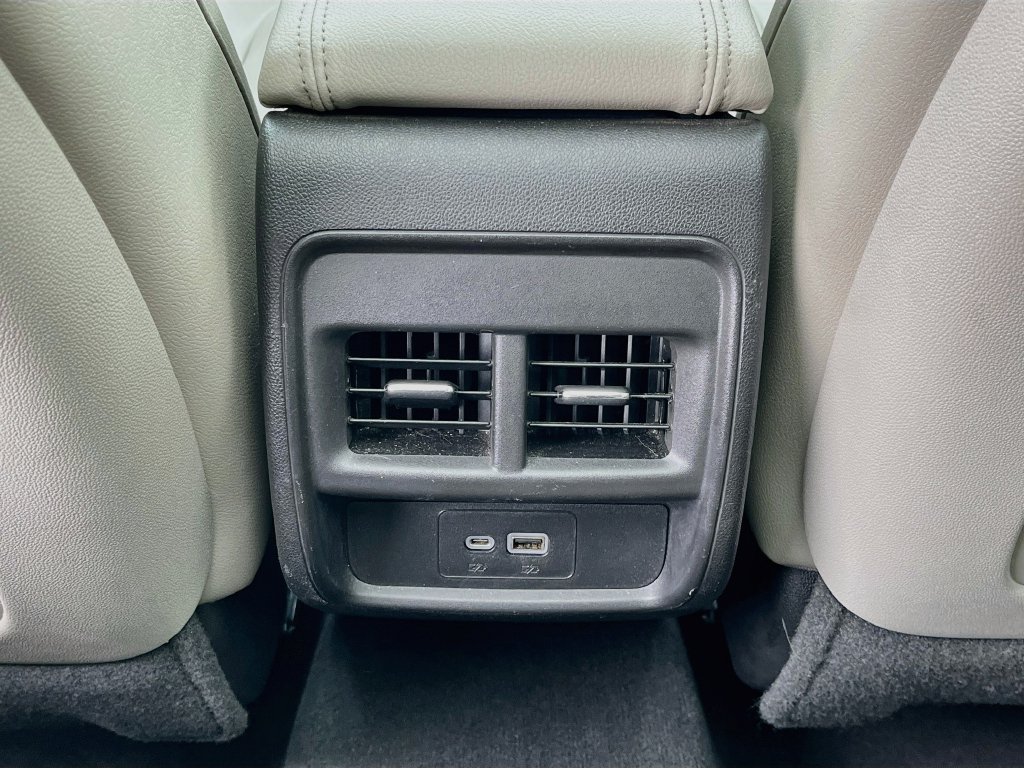 Used 2019 Cadillac XT4 Luxury FWD image 31