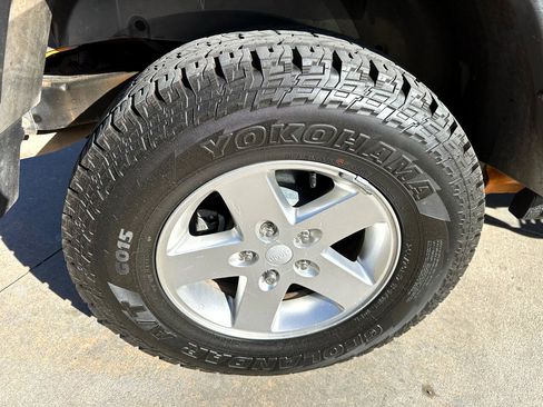 Used 2012 Jeep Wrangler Unlimited Sport image 56