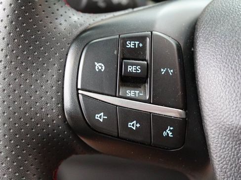 Used 2023 Ford Escape ST-Line image 11