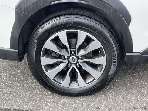 Used 2023 Subaru Outback Limited XT image 9