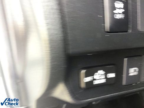 Used 2022 Toyota Tacoma SR image 20