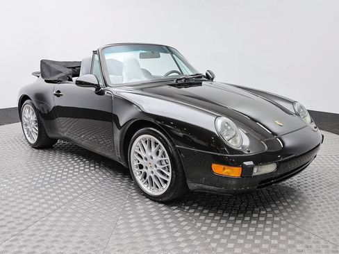 Used 1995 Porsche 911 Carrera 4 AWD/4WD image 4
