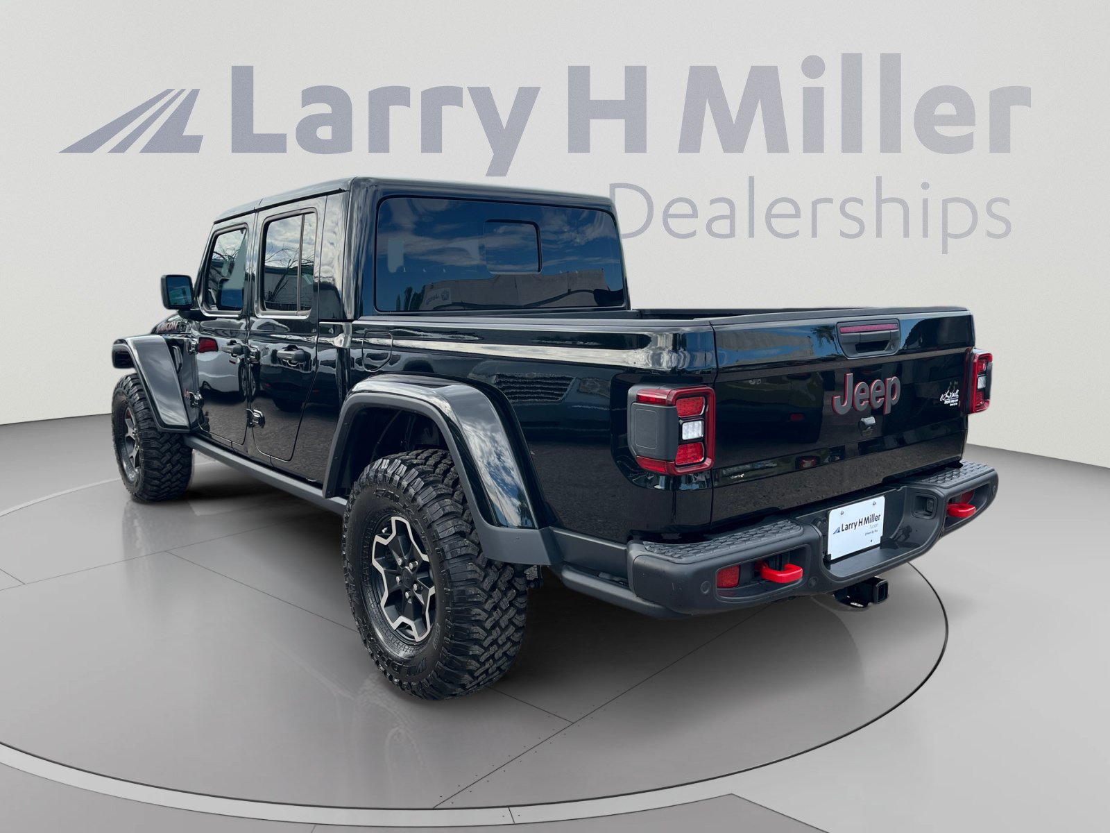 Used 2020 Jeep Gladiator Rubicon AWD/4WD image 3