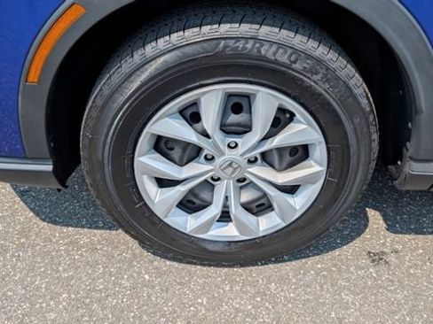 Certified 2024 Honda CR-V LX image 10