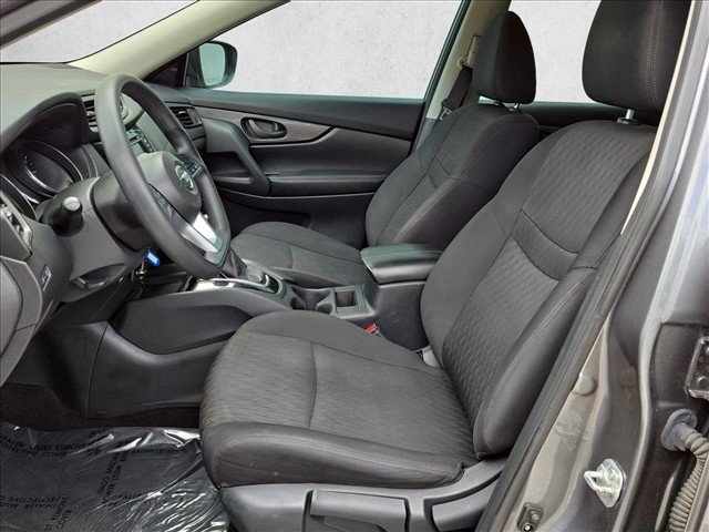Used 2020 Nissan Rogue S FWD image 15