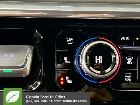 Used 2024 GMC Sierra 3500 Denali Ultimate image 23