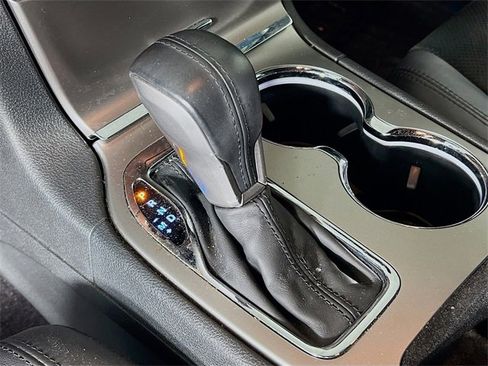 Used 2017 Jeep Grand Cherokee Altitude image 23