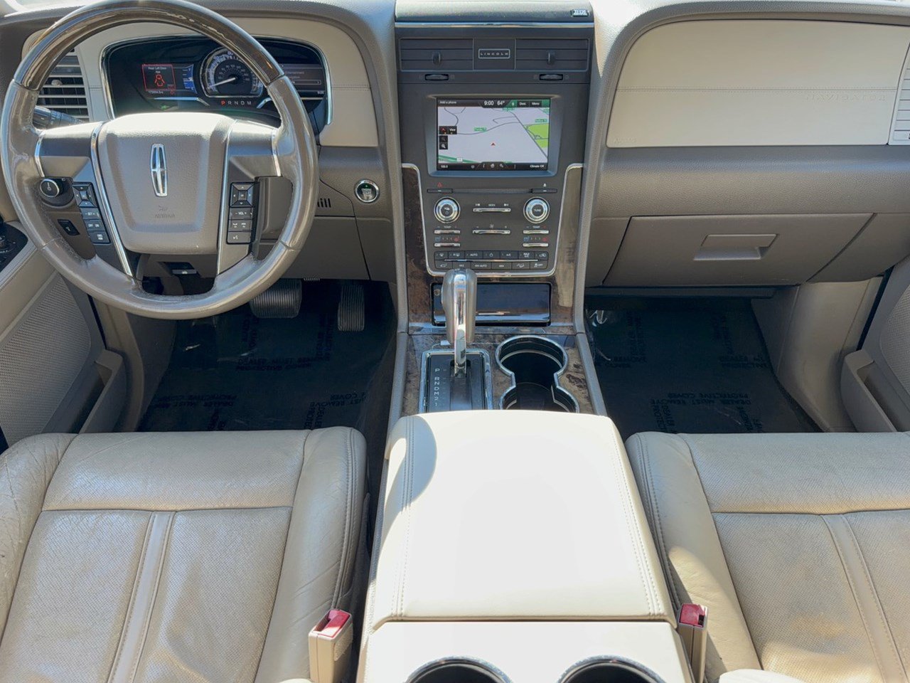 Used 2015 Lincoln Navigator L 4WD image 17