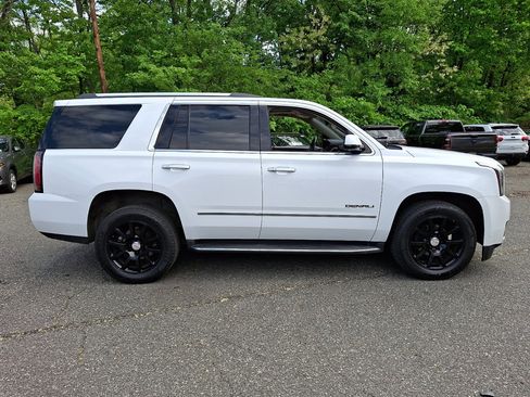 Used 2017 GMC Yukon Denali AWD/4WD image 5