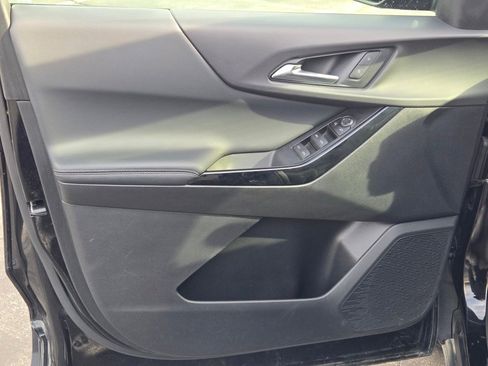 Certified 2025 Chevrolet Equinox LT image 18