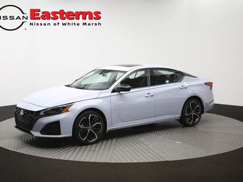 Used 2023 Nissan Altima 2.5 SR AWD/4WD image 55