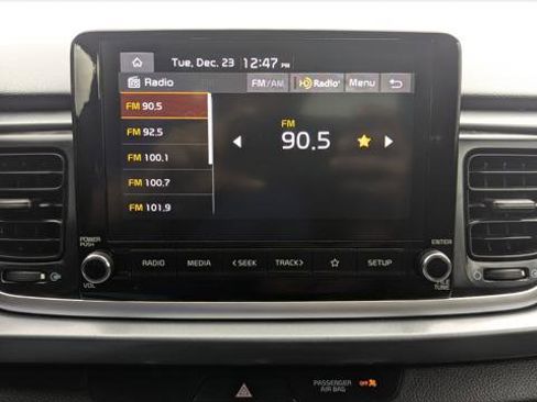 Used 2023 Kia Rio S image 29