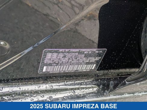 Certified 2025 Subaru Impreza 2.0i image 36