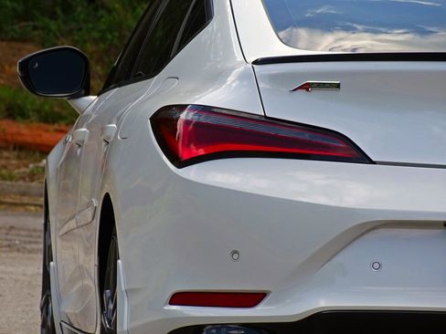 Used 2024 Acura Integra A-Spec FWD image 10