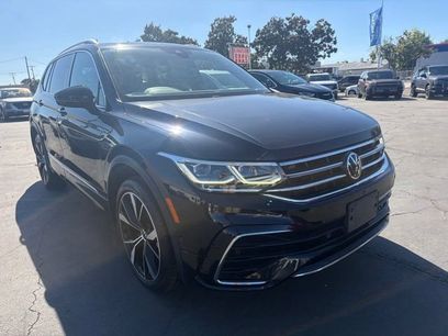 Used 2022 Volkswagen Tiguan SEL R-Line