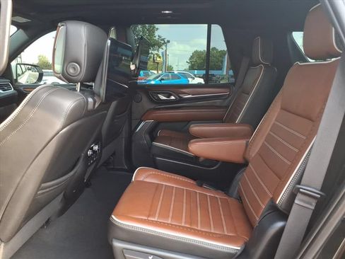 Used 2023 GMC Yukon Denali Ultimate AWD/4WD image 24