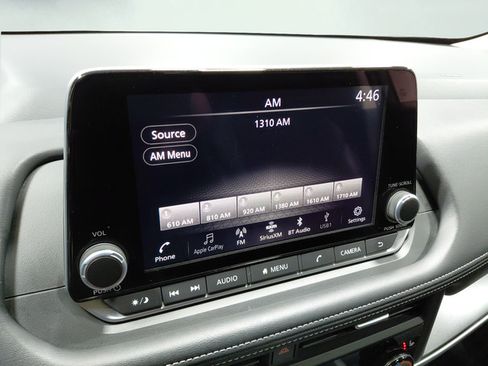 Used 2025 Nissan Rogue SV w/ SV Premium Package AWD/4WD image 36