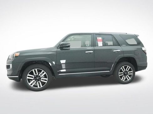Used 2024 Toyota 4Runner Limited AWD/4WD image 22