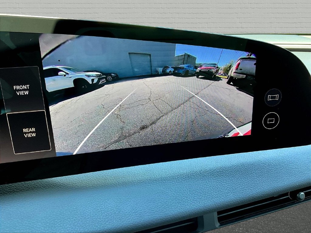Used 2024 Lucid Air Pure RWD image 13
