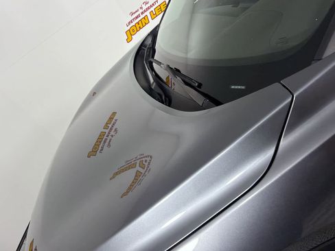 Used 2023 Nissan Rogue SV AWD/4WD image 11