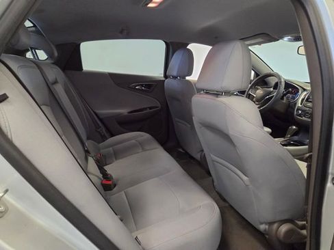 Used 2016 Chevrolet Malibu LT FWD image 15