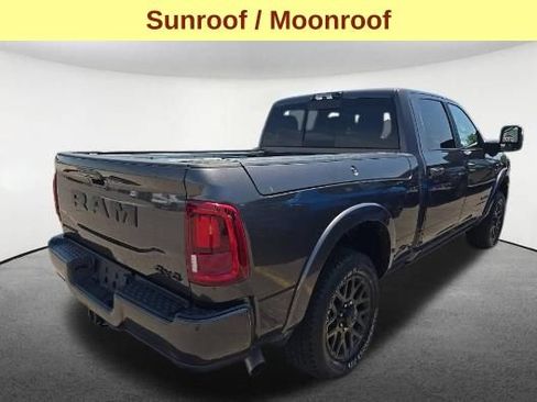 Used 2025 RAM 2500 Limited AWD/4WD image 5