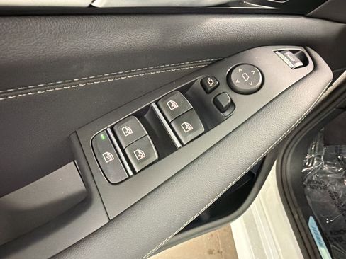 New 2026 BMW X5 xDrive40i w/ M Sport Package image 19