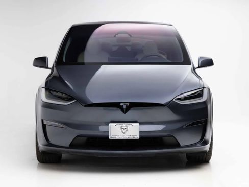 Used 2023 Tesla Model X AWD/4WD image 5