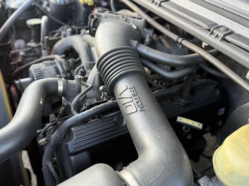 Used 2001 Ford F350 XL image 20