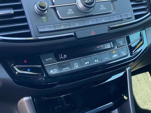 Used 2016 Honda Accord Sport image 24