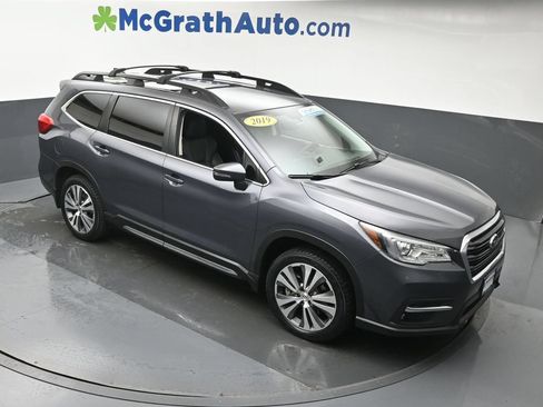 Used 2019 Subaru Ascent Limited w/ Popular Package #3 AWD/4WD image 3