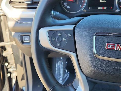 Used 2023 GMC Acadia SLT image 19