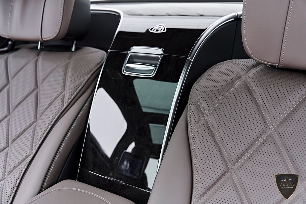 Used 2024 Mercedes-Benz Maybach S 680 4MATIC image 65