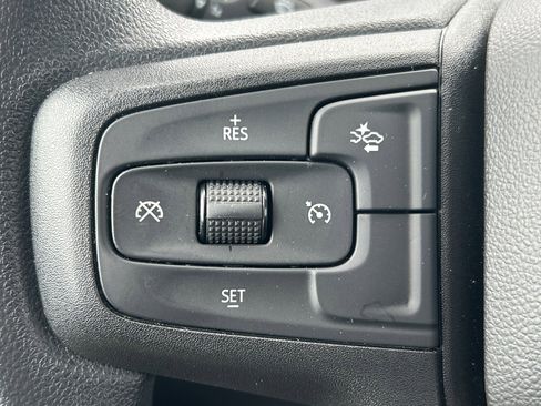 Used 2025 Chevrolet Silverado 2500 Custom w/ Custom Value Package image 20