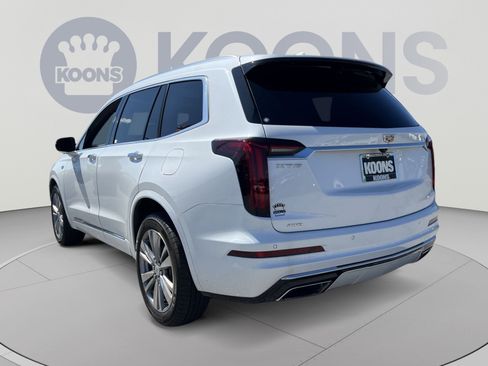 Used 2023 Cadillac XT6 Premium Luxury AWD/4WD image 4