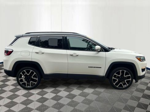 Used 2019 Jeep Compass Limited AWD/4WD image 6