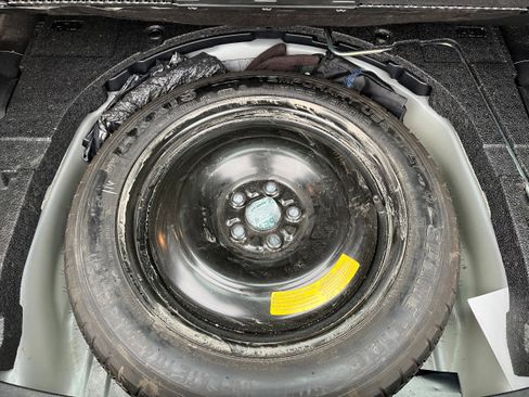 Used 2018 Subaru Impreza 2.0i Premium image 13