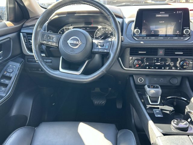 Used 2023 Nissan Rogue SV w/ SV Premium B Package AWD/4WD image 22