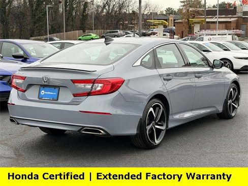 Used 2022 Honda Accord Sport image 2