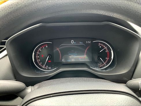 Used 2025 Toyota RAV4 XLE AWD/4WD image 13