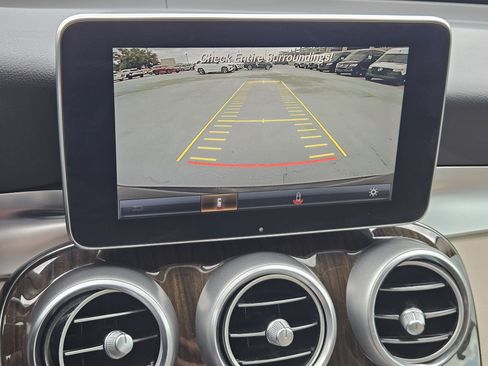 Used 2016 Mercedes-Benz GLC 300 image 18