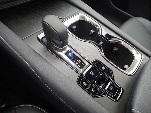 Used 2025 Lexus RX 350h image 8