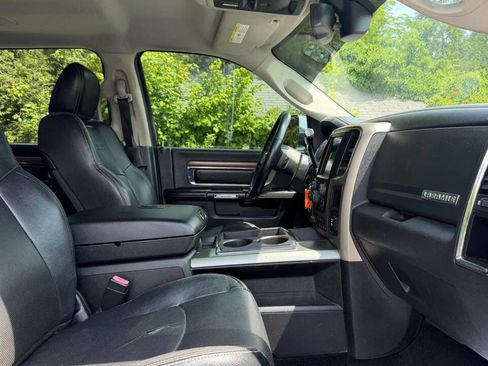 Used 2013 RAM 3500 Laramie AWD/4WD image 31