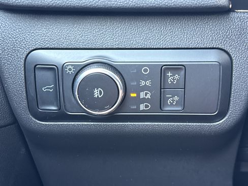 Used 2025 Ford Escape ST-Line Select AWD/4WD image 15