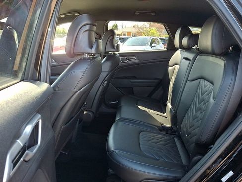 Certified 2023 Kia Sportage X-Line AWD/4WD image 11