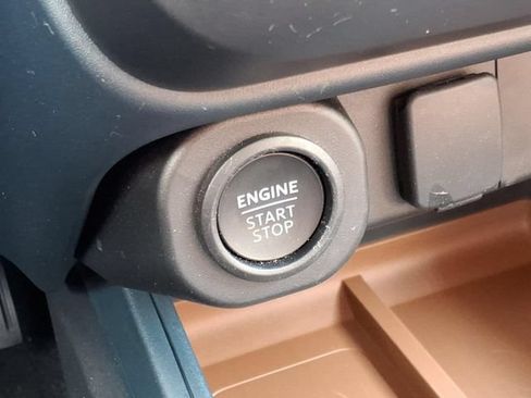 Certified 2022 Ford Maverick Lariat FWD image 21