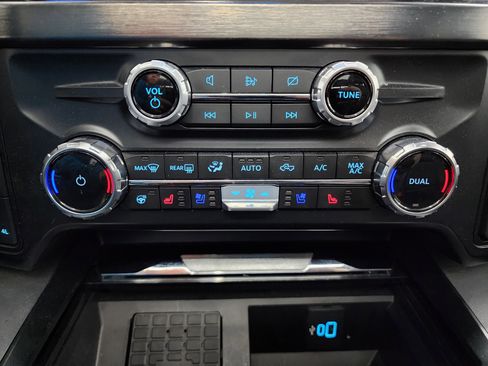 Used 2024 Ford F350 Lariat w/ Lariat Ultimate Package image 53